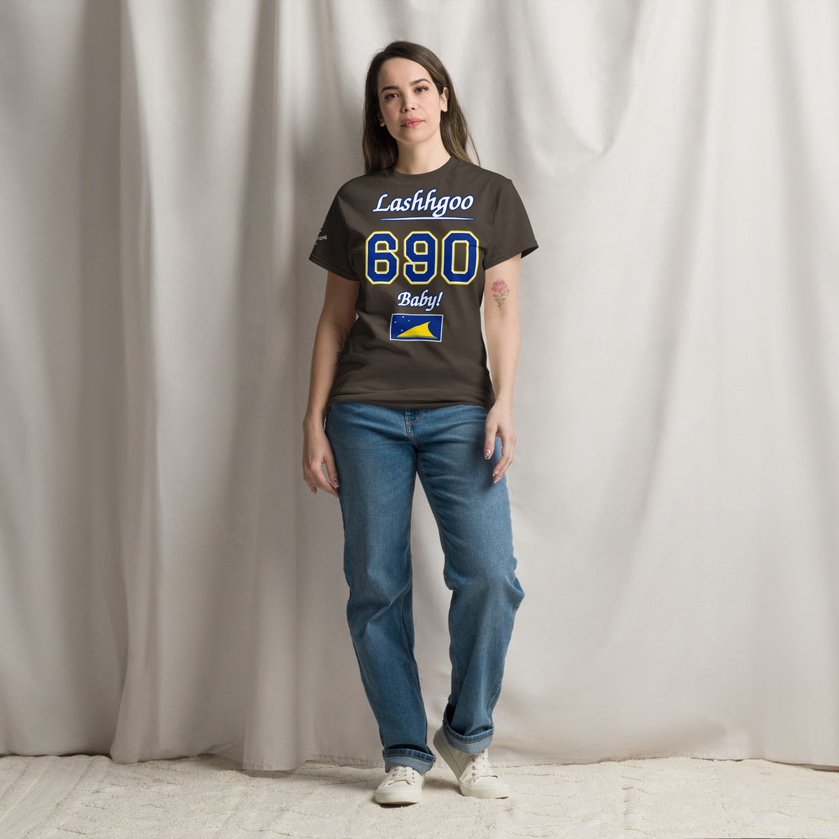 Woman wearing the dark chocolate Lashhgoo 690 Baby! T-Shirt